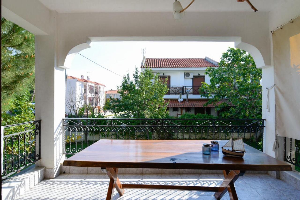 Seasidelongo Houses 1 Min From The Beach Of Nikiti Exterior photo